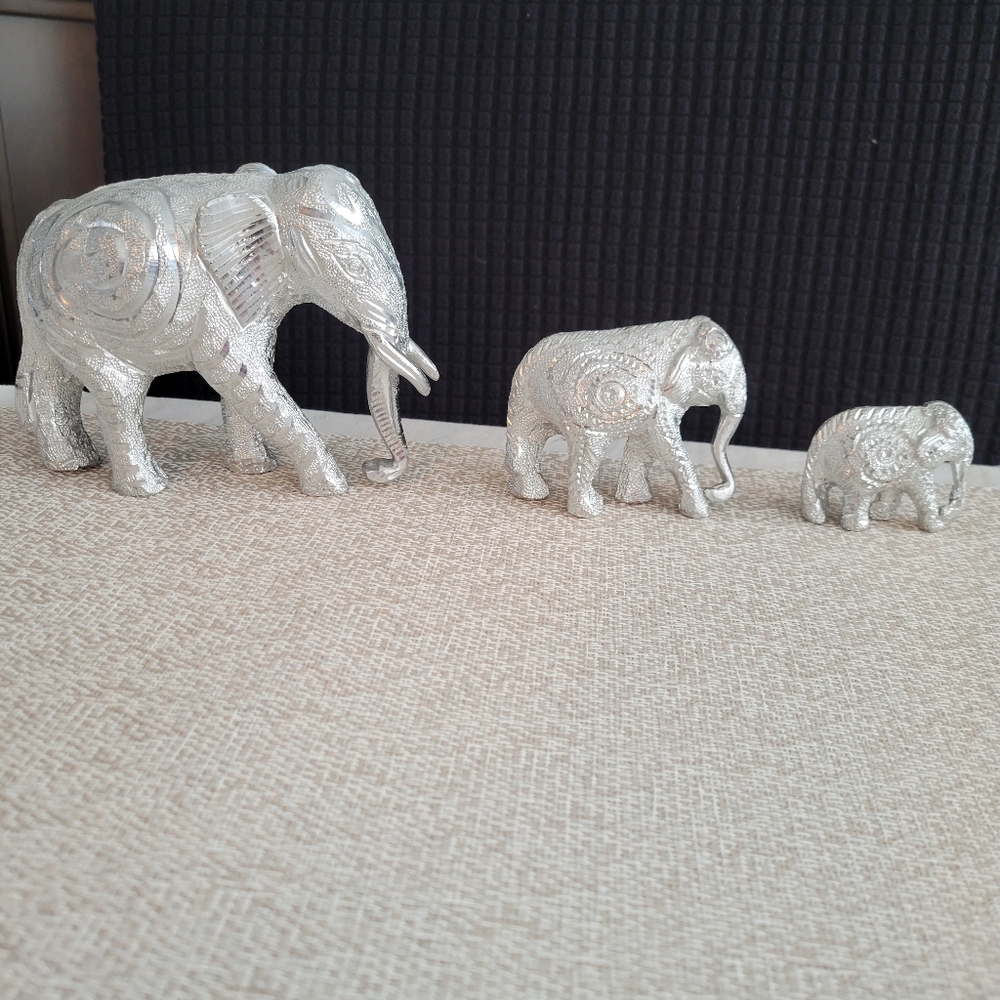 Vintage Silver Elephant Family Figurine Set
